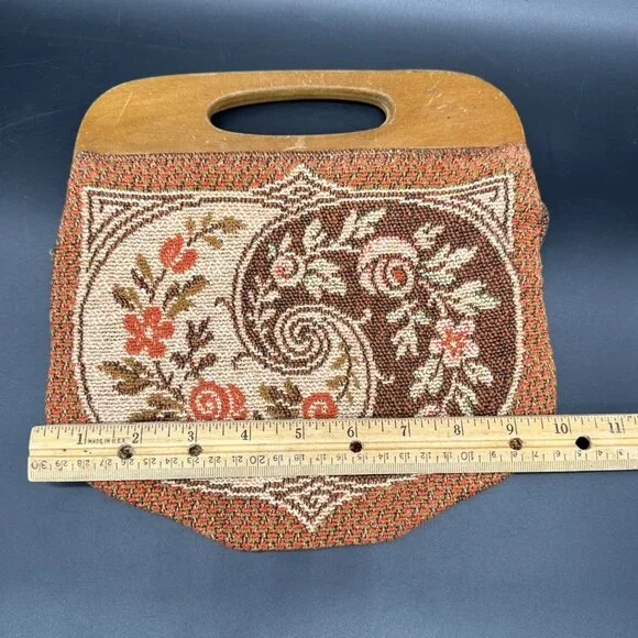 Vintage Floral Tapestry Purse Wooden Handles 1970s Roses Boho Retro As Is - Picture 12 of 12